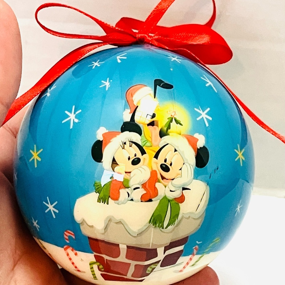 Disney Mickey Mouse & Friends Christmas Ball Ornament No Box Read - Picture 8 of 8